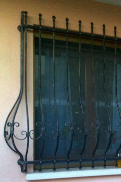 Prezzi preventivi montaggio inferriate casalserugo padova ... Modelli di grate in ferro