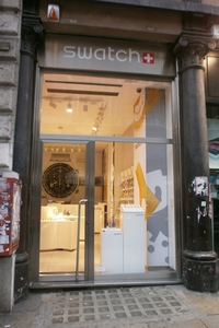 Fabbro realizzazione vetrine blindate Padova